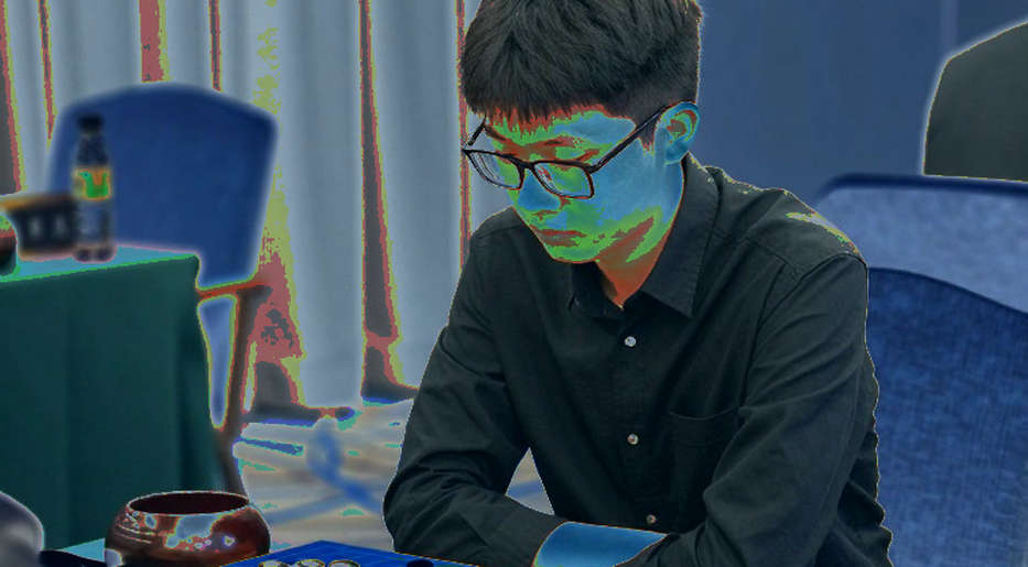 FIDE सर्वे: तीन में से चार महिला शतरंज खिलाड़ियों ने भेदभाव या उत्पीड़न की सूचना दी, पर आंकड़े की कहानी अधूरी