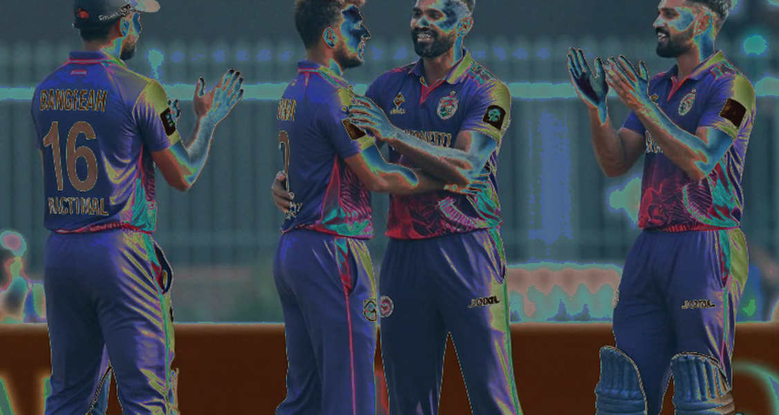 Farooqi's Return and Zimbabwe's Two Changes: The Real Question Buried in Three Lines Farooqi's Return and Zimbabwe's Two Changes: The Real Question Buried in Three Lines