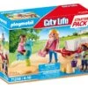 PLAYMOBIL® City Life - Starter Pack Erzieherin Mit Bollerwagen